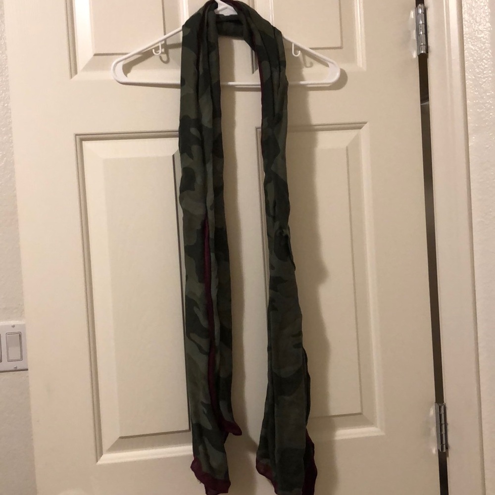 camo scarf